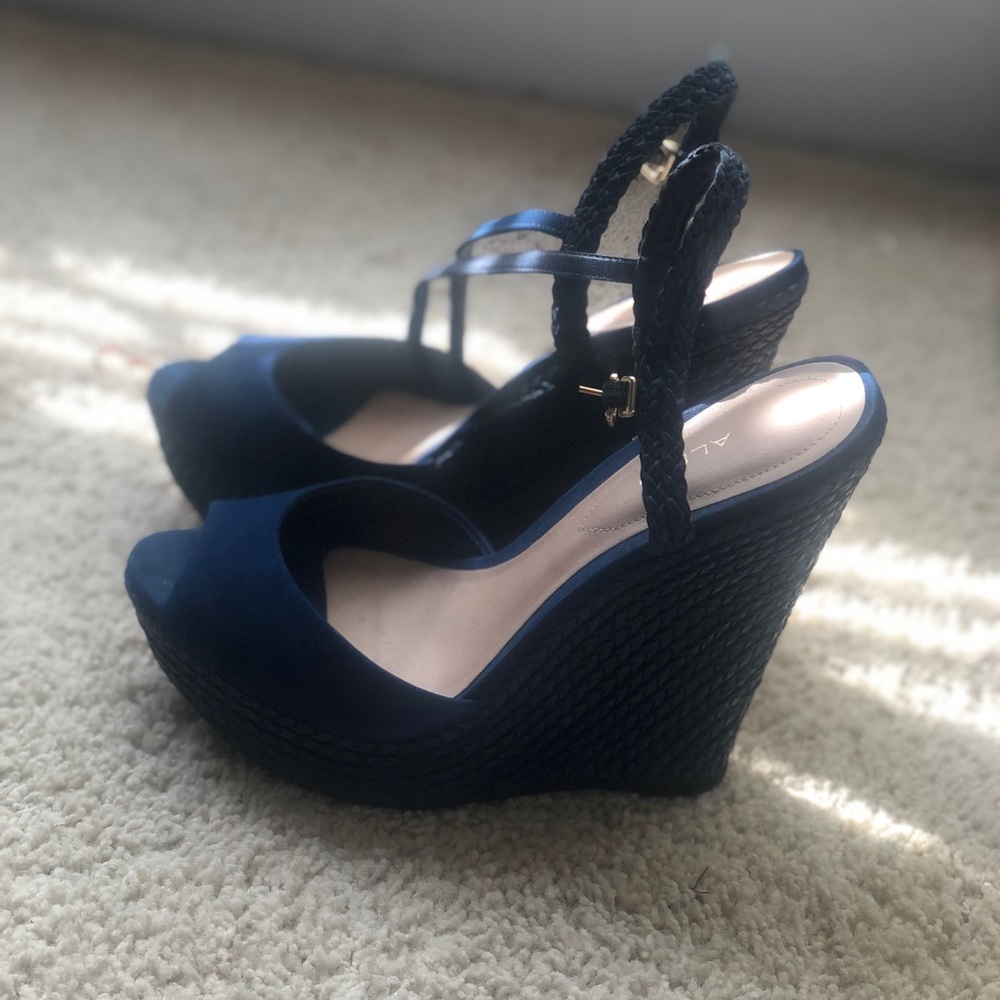 Brand new wedge sandals